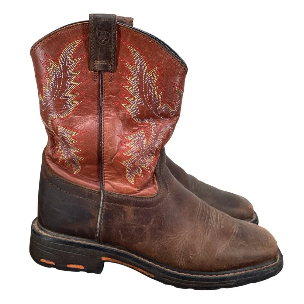 Ariat Youth size 5 WorkHog Wide Square Toe Leather Cowboy  Boots 10007837